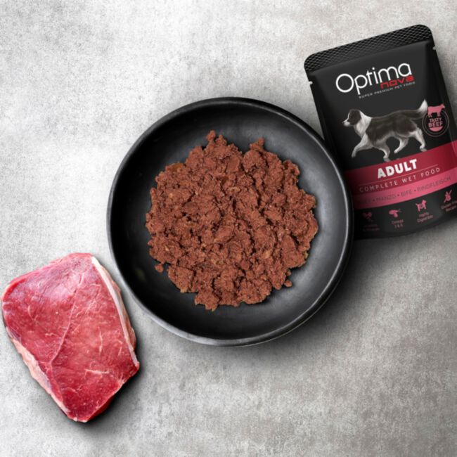 Optimanova Adult Beef 300 g - mokra karma dla dorosłych psów z wołowiną w saszetce